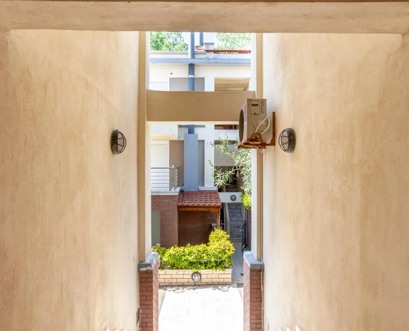 Argo First Line Home Polychrono Villa